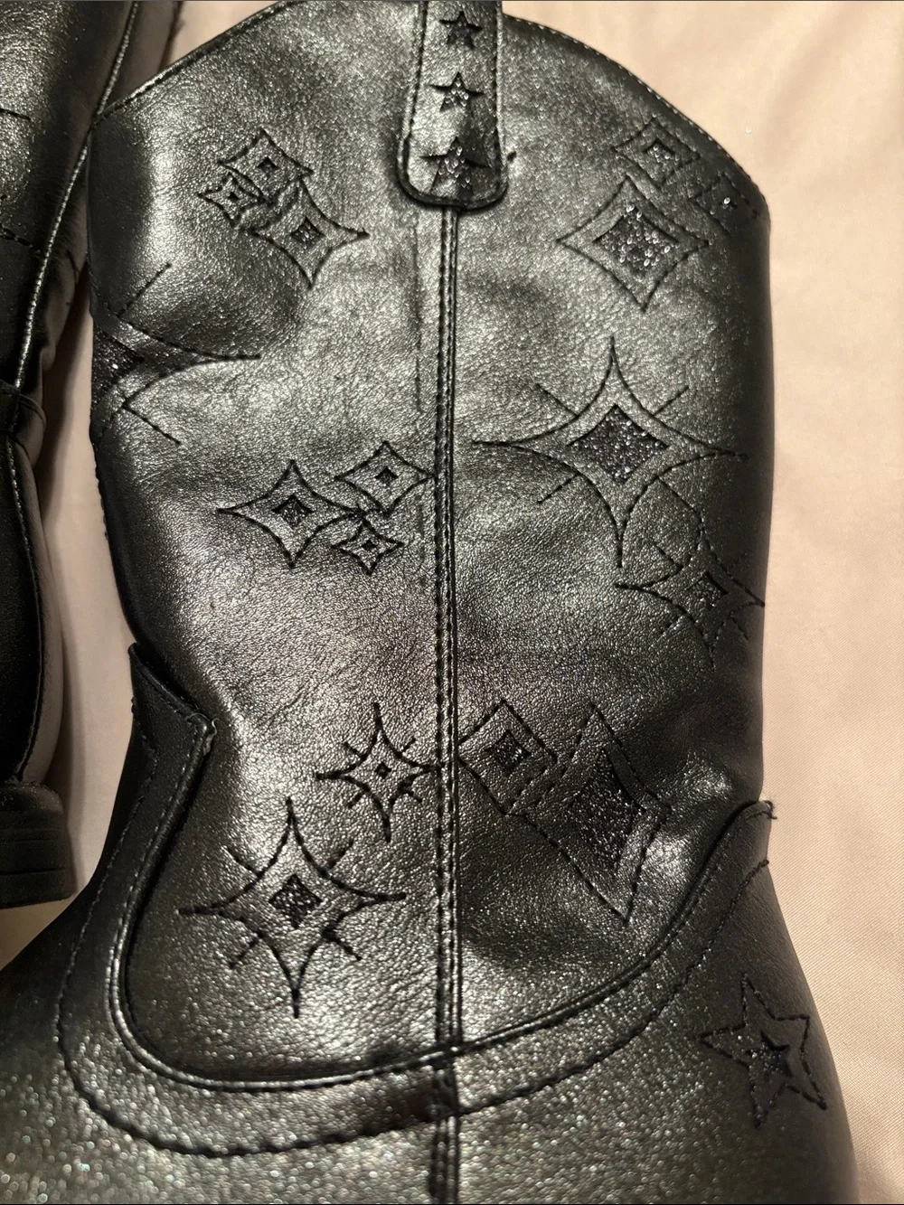 NWT Olivia Miller Big Girls Block Heel Black Western Glitter Stars Boots Size 3